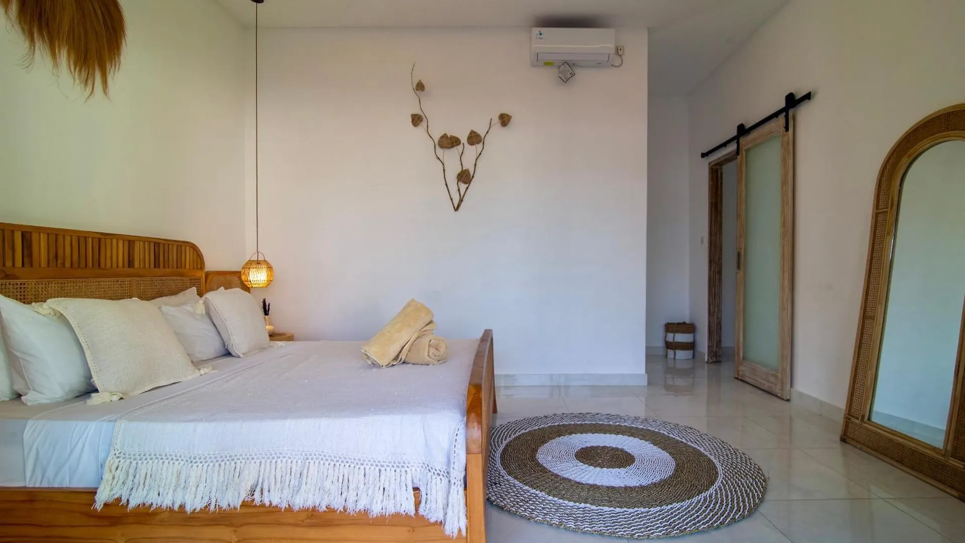 Simple & Magical Villas Praya Seminyak  Indonesia