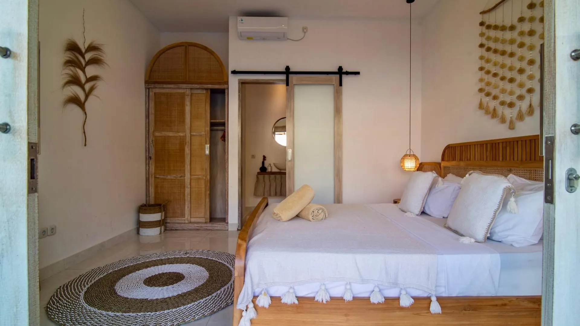 Simple & Magical Villas Praya Seminyak  0*, Seminyak (Bali) Indonesia
