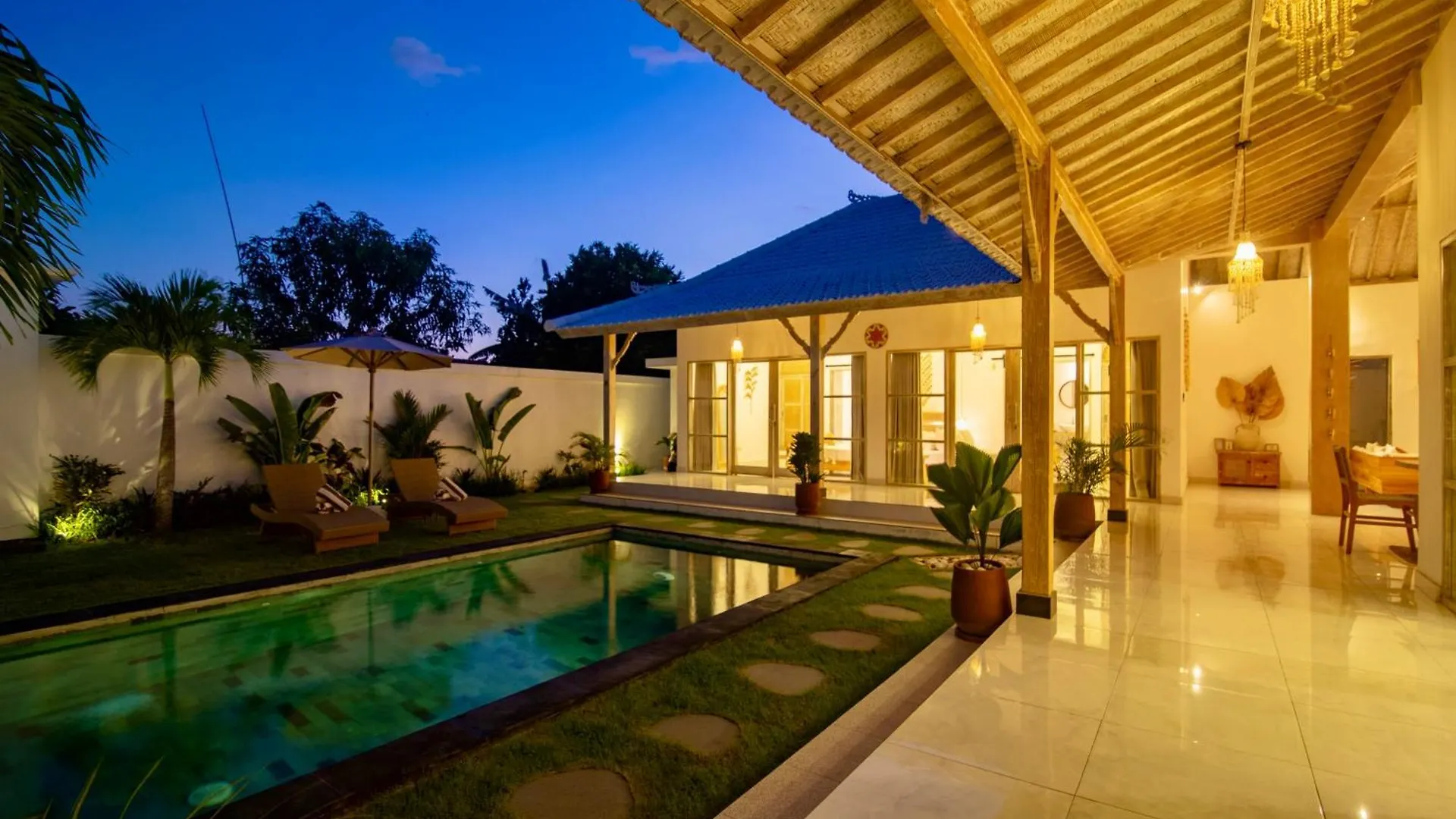 Simple & Magical Villas Praya Seminyak