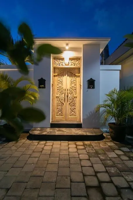 Simple & Magical Villas Praya Seminyak   Seminyak (Bali)