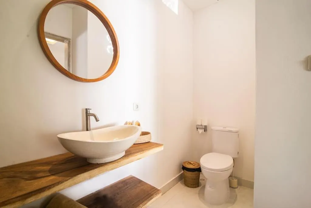Simple & Magical Villas Praya Seminyak