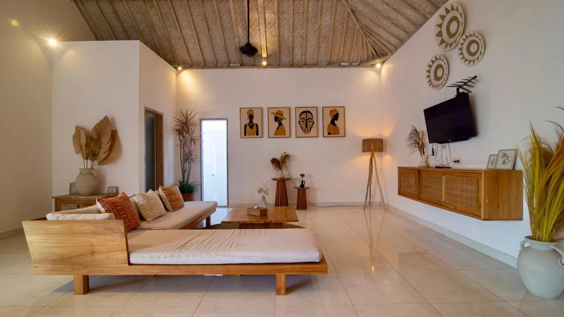 Simple & Magical Villas Praya Seminyak